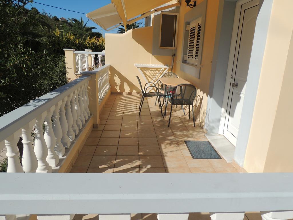 Studio Kamelia Apartamento Finikounta Quarto foto